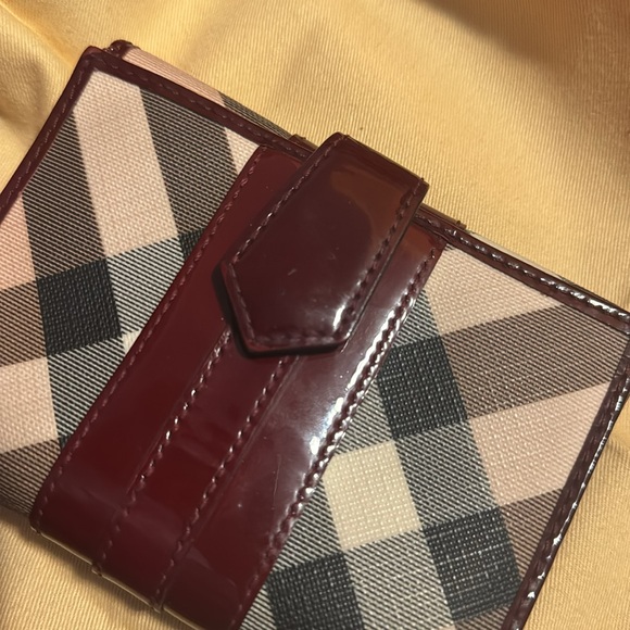 Burberry Nova Check/Red/Maroon Compact Snap Wallet - Picture 10 of 12